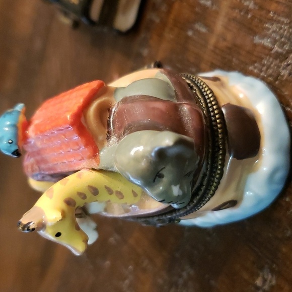 Religious trinket boxes set of 2 - Picture 7 of 10